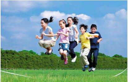 深夜短视频揭秘身高增长规律现在小孩怎么长得这么高！